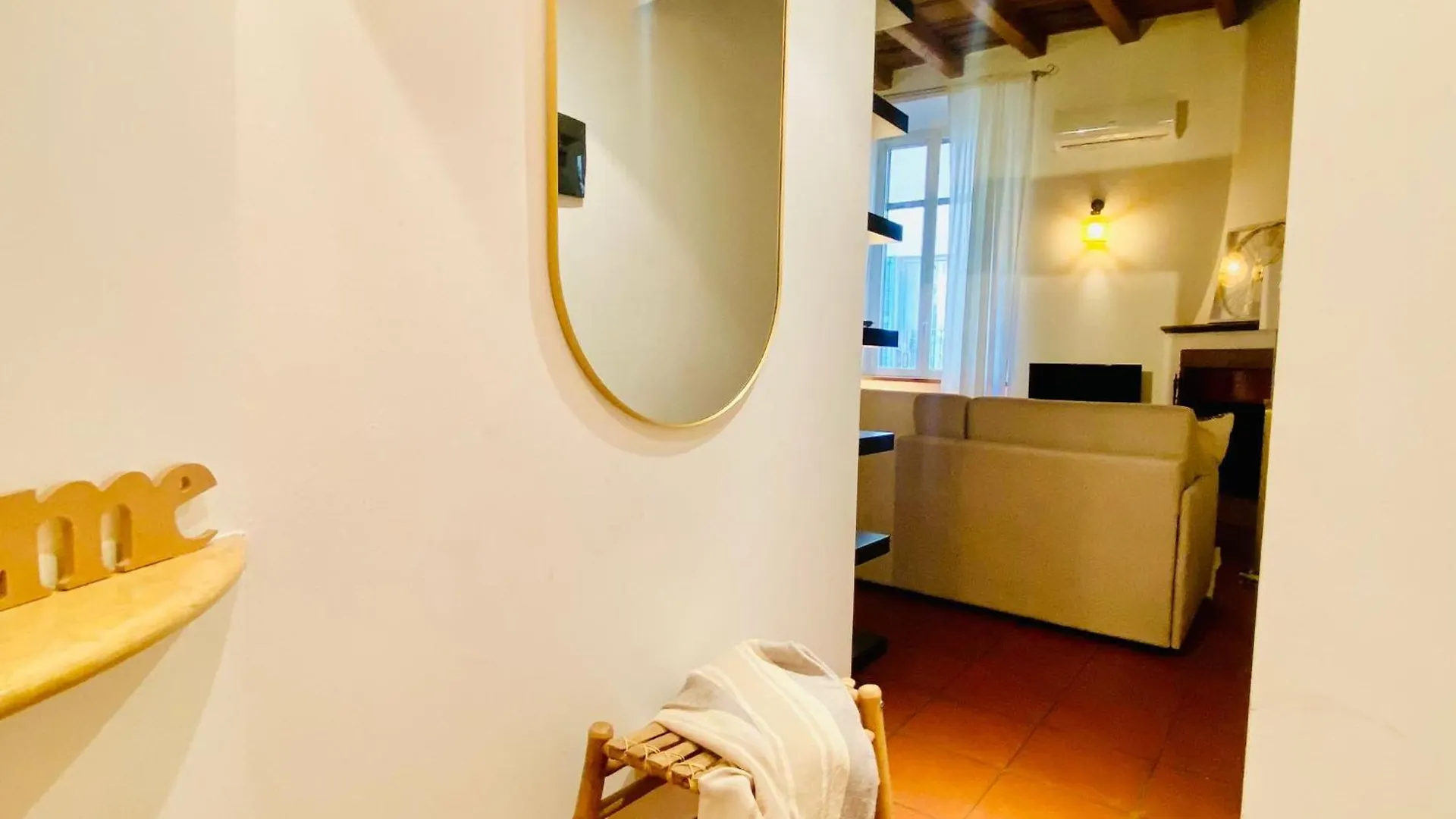 Apartman Urban House - Charming Home Navigli Milan Center