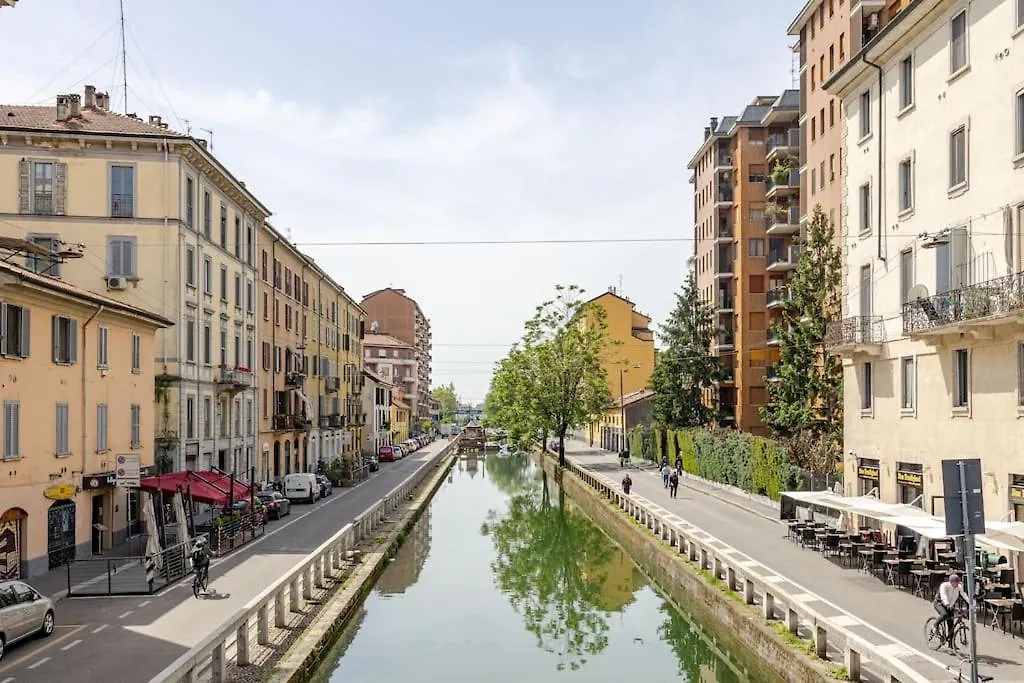 Urban House - Charming Home Navigli Milan Center Apartment